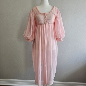 Vintage 1970s Union Made Nightie Nightgown